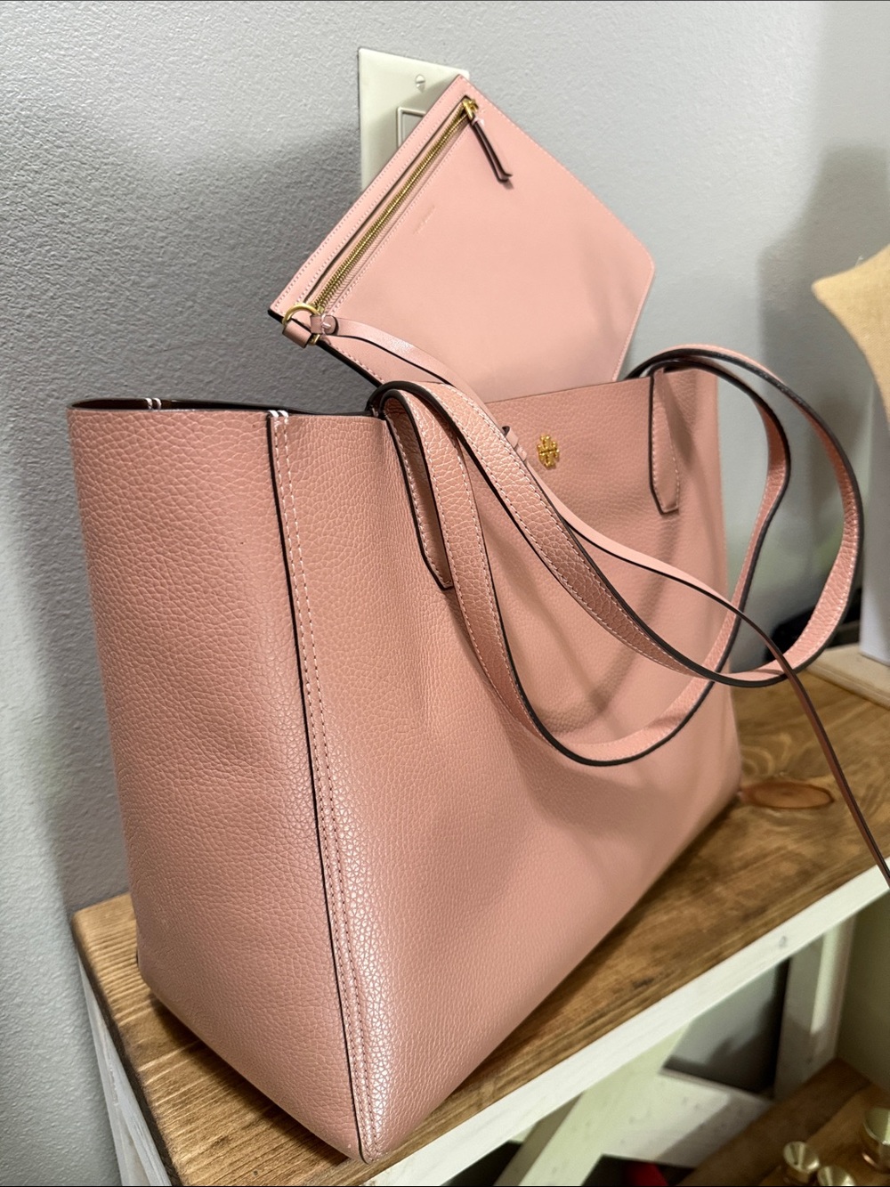 Tory Burch 85984 Blake Tote In Pink Moon Pebble Leather Bag & Zip Pouch - Picture 8 of 9